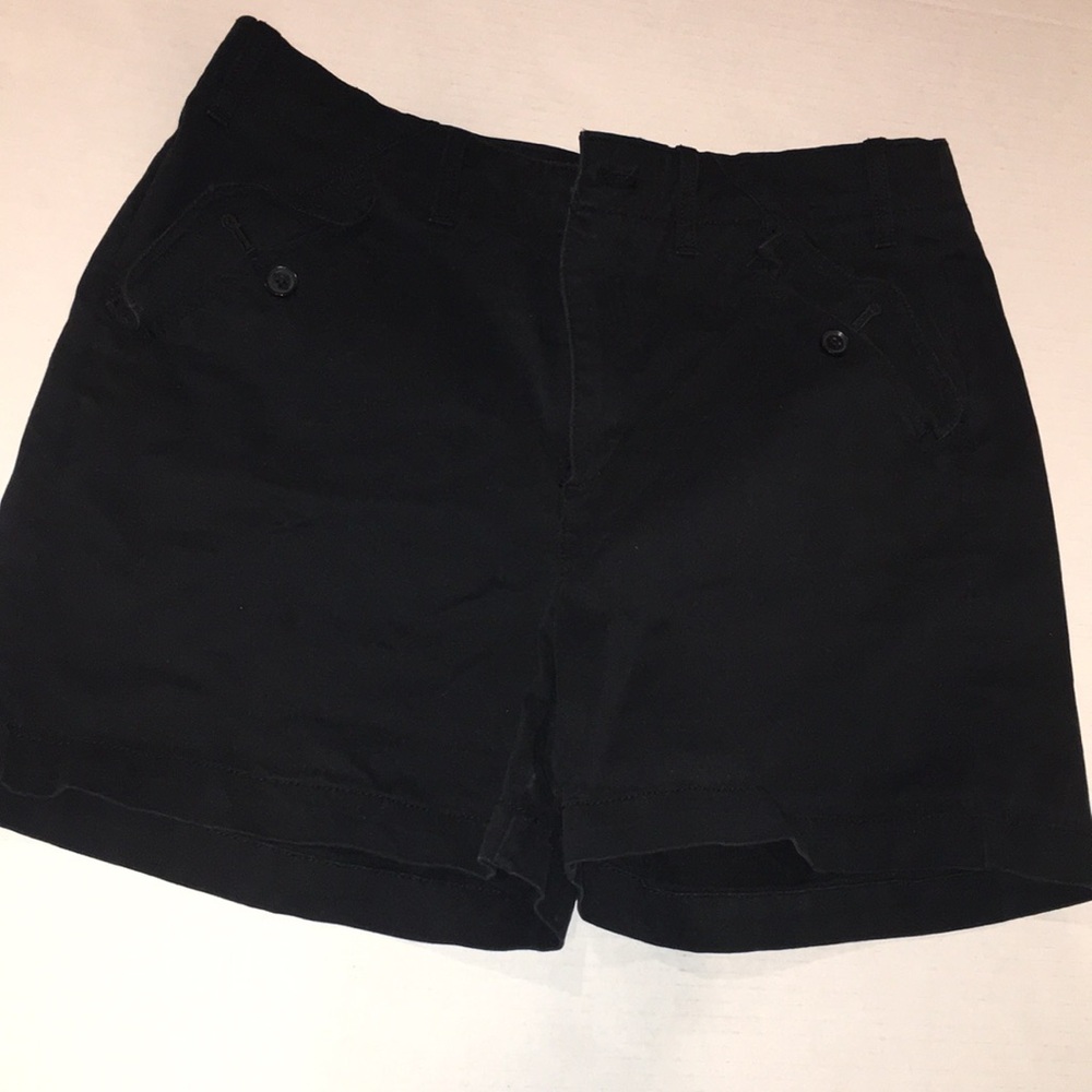 Banana Republic Authentic Chino Shorts | Black | Size 8